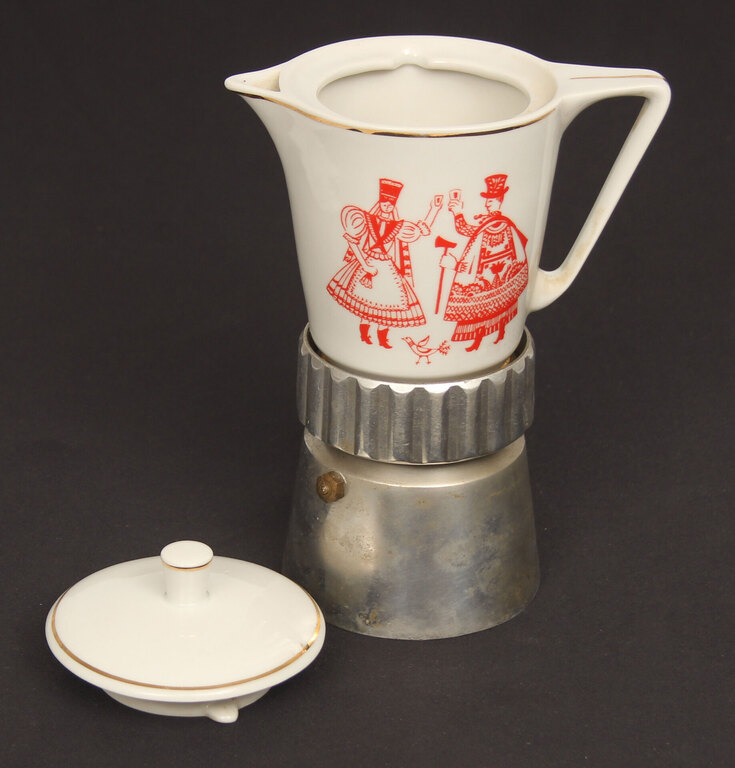 Porcelain coffee pot with metal bottom