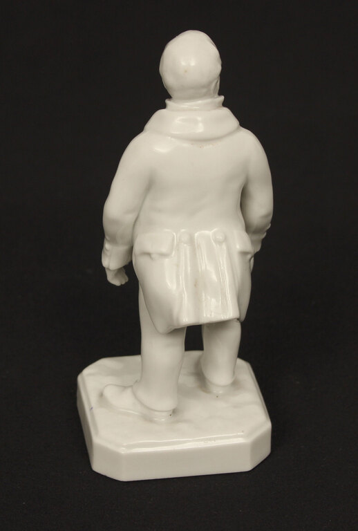 Porcelain figure 