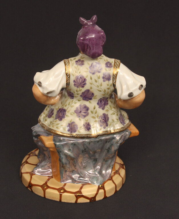 Porcelain figurine 