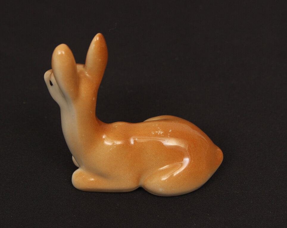  Porcelain figurine