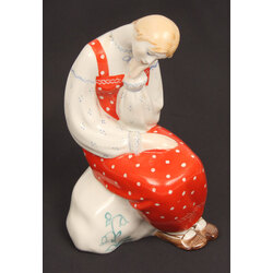 Porcelain figurine 