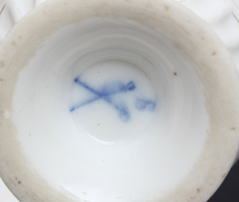  Porcelain cup with saucer