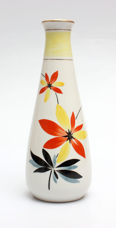  Painted porcelain vase