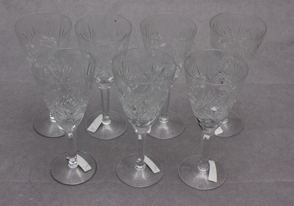 Crystal wine glasses 7 pcs. 