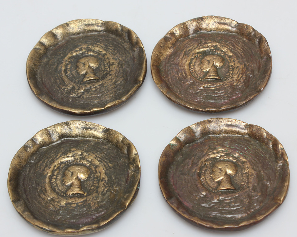 Bronze tabs/ushtray (4 pcs)