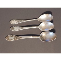 3 spoons, gold-plated, blackened. 160 gr.