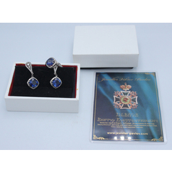 Gold jewellery set - earrings and ring with brilliants and sapphires