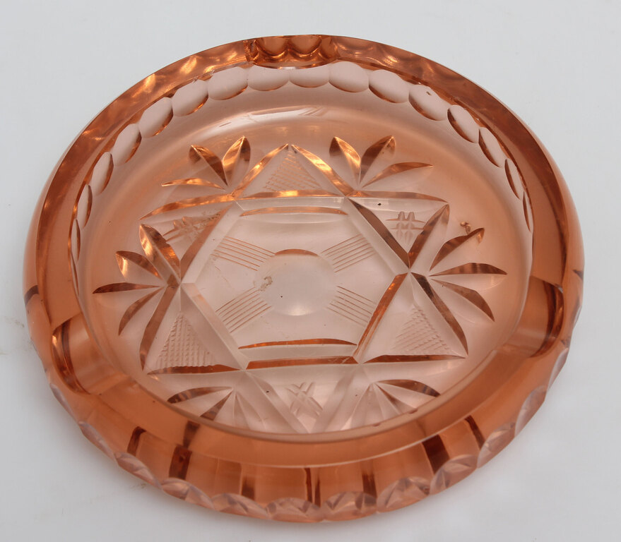 Iļguciems glass ashtray with the Star of David