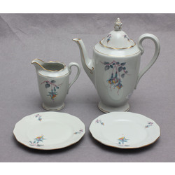  Kuznetsov porcelain set - can, cream pot, 2 plates