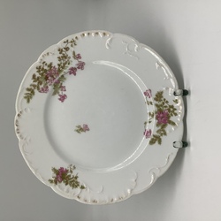 Plate, Karnilov Brothers factory, 1905-10, hand painted.