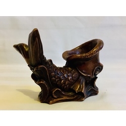 Fish, stand for a collectible smoking pipe. Stone mass.