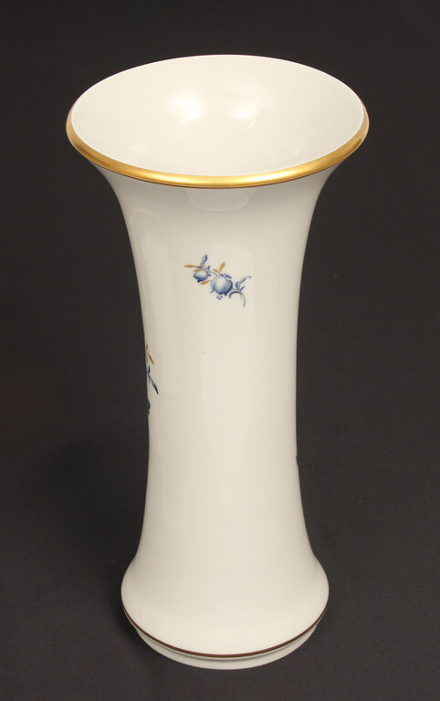 Meissen porcelain vase