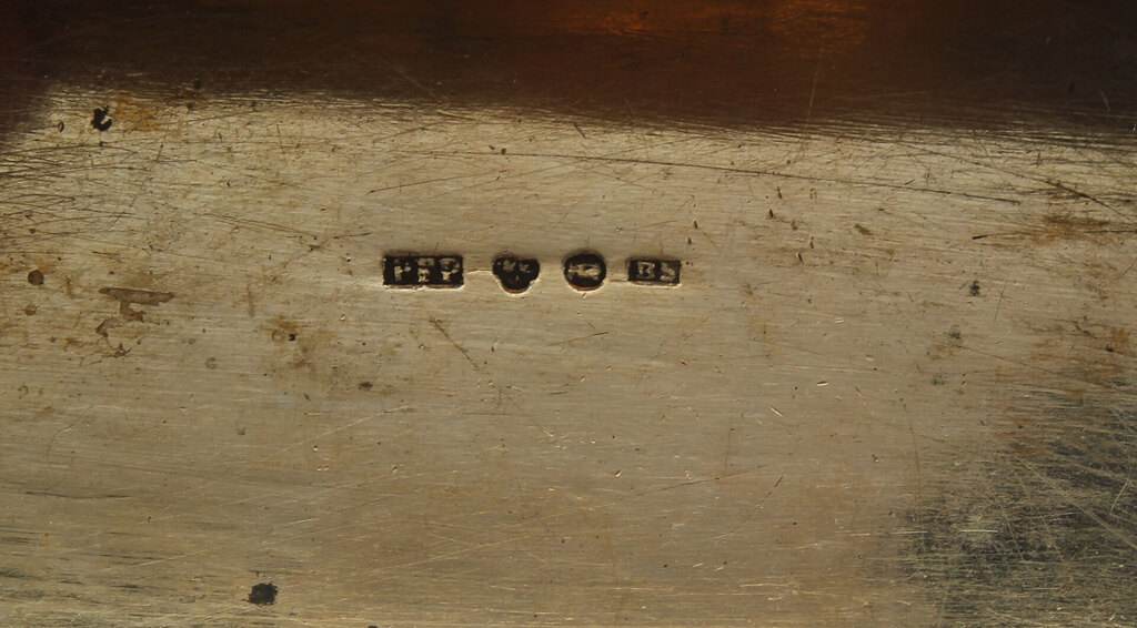 Silver tobacco chest with gilding