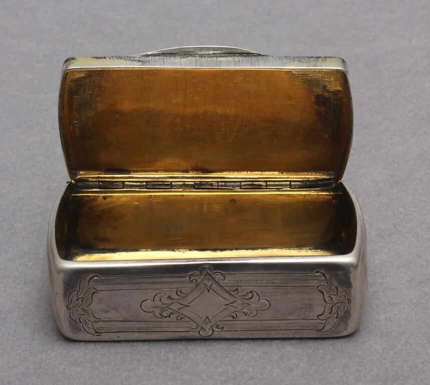 Silver tobacco chest with gilding