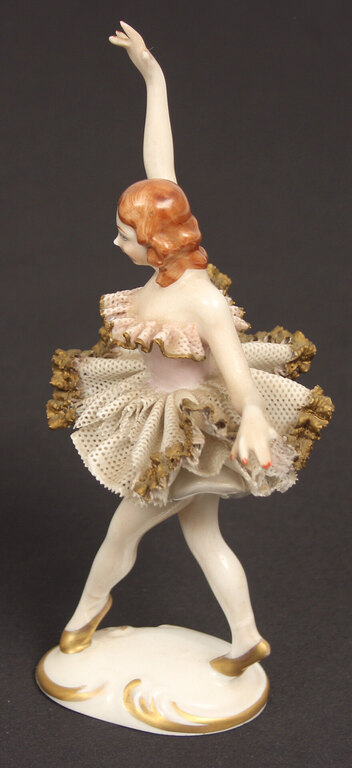 Porcelain figurine 