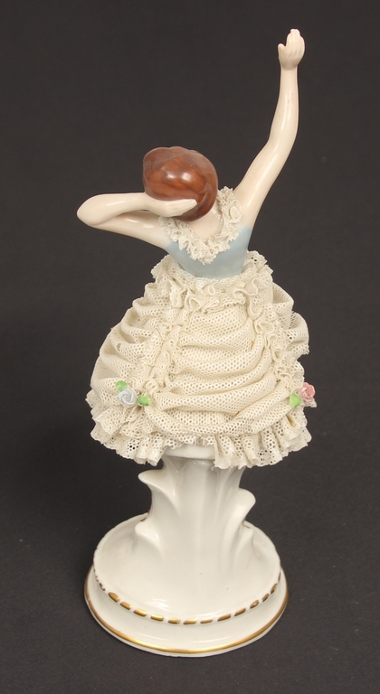 Porcelain figurine 