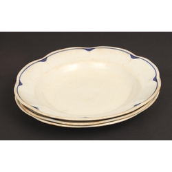 Porcelain deep plates (3 pcs.)