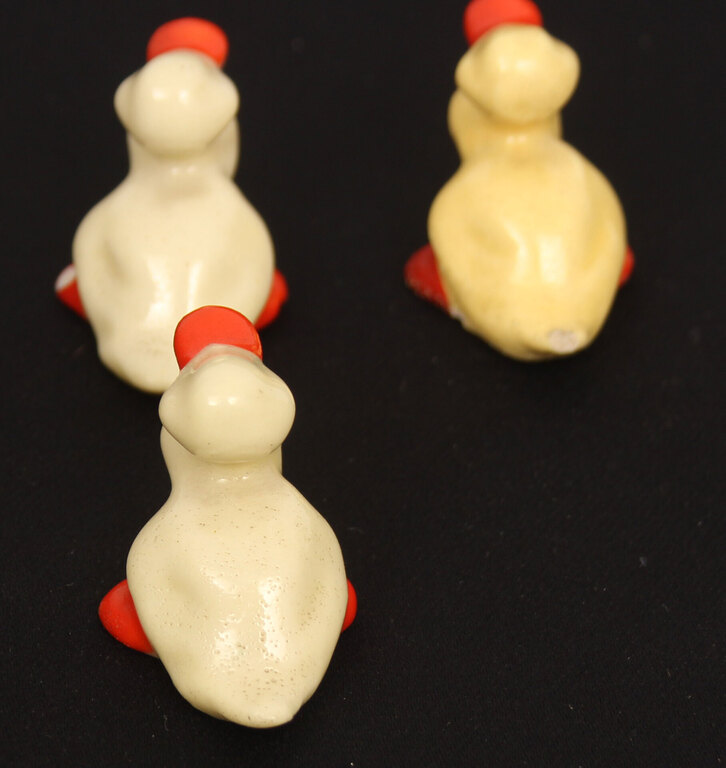 Miniature porcelain figurines 