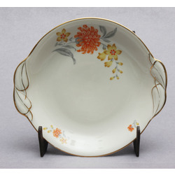 Porcelain serving plate 