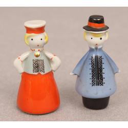 Porcelain figurines/souvenirs Daina