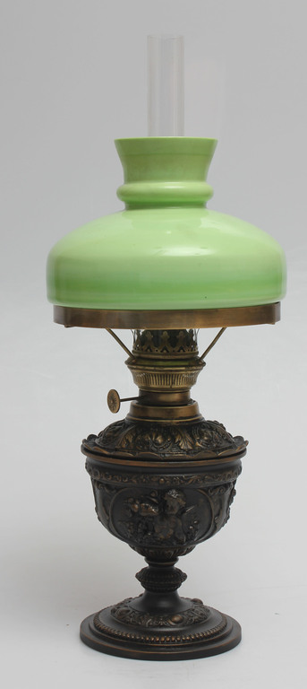 Kerosene lamp