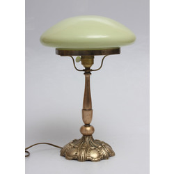 Cabinet electric lamp