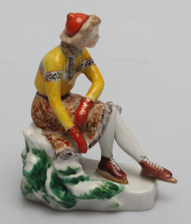 Porcelain figurine 