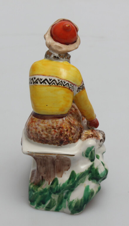 Porcelain figurine 