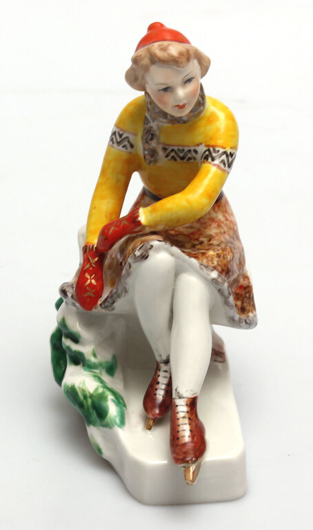 Porcelain figurine 