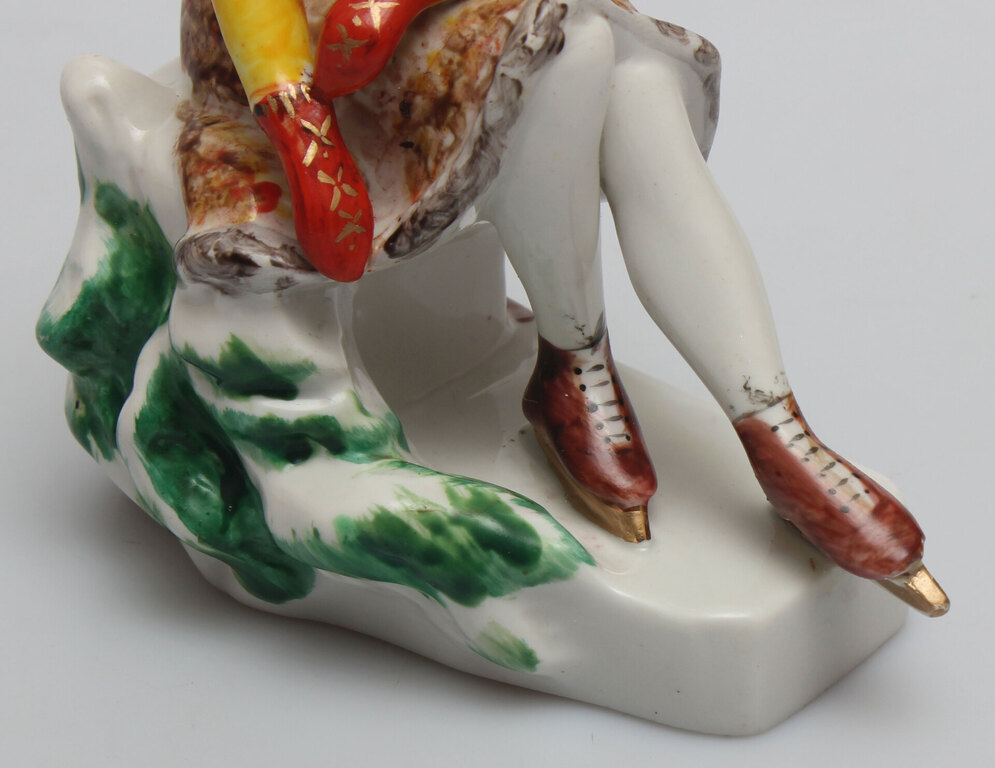 Porcelain figurine 