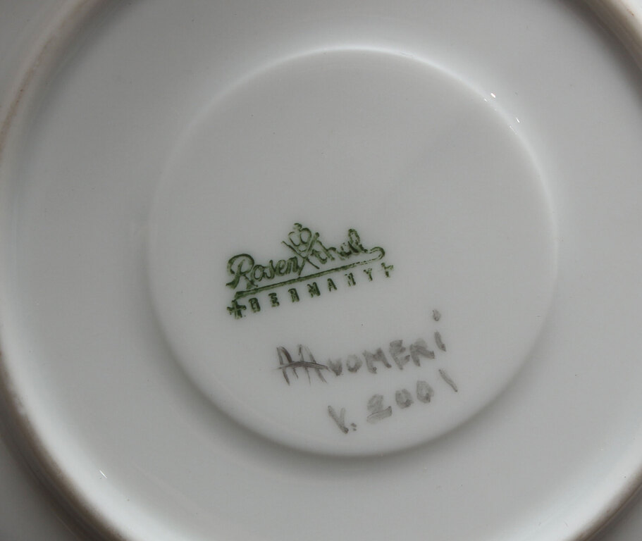 Porcelāna tasīšu komplekts