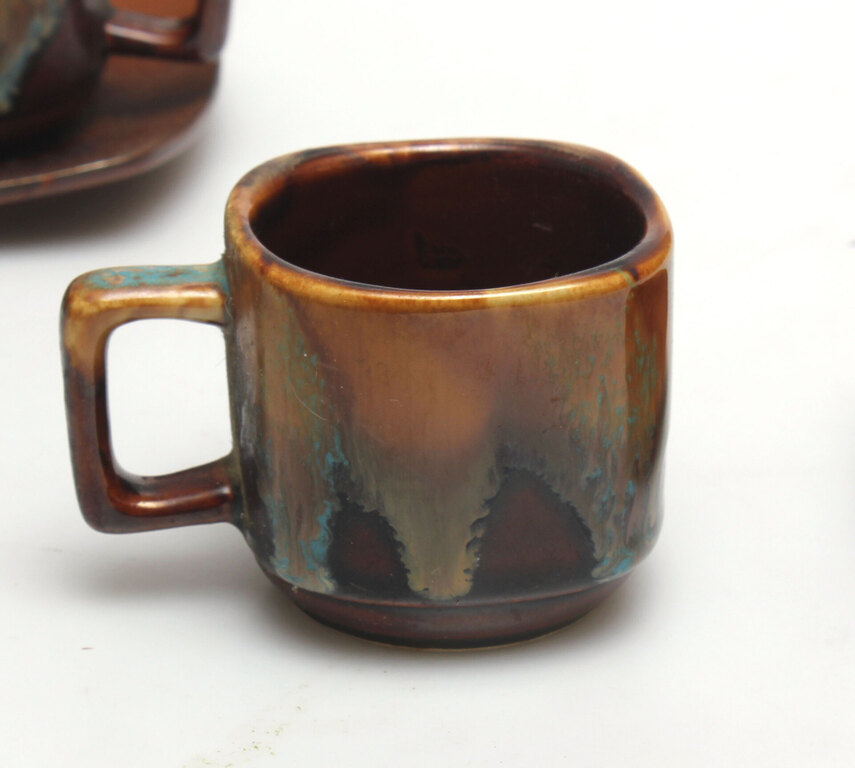 Faience coffee cups and saucers for six people