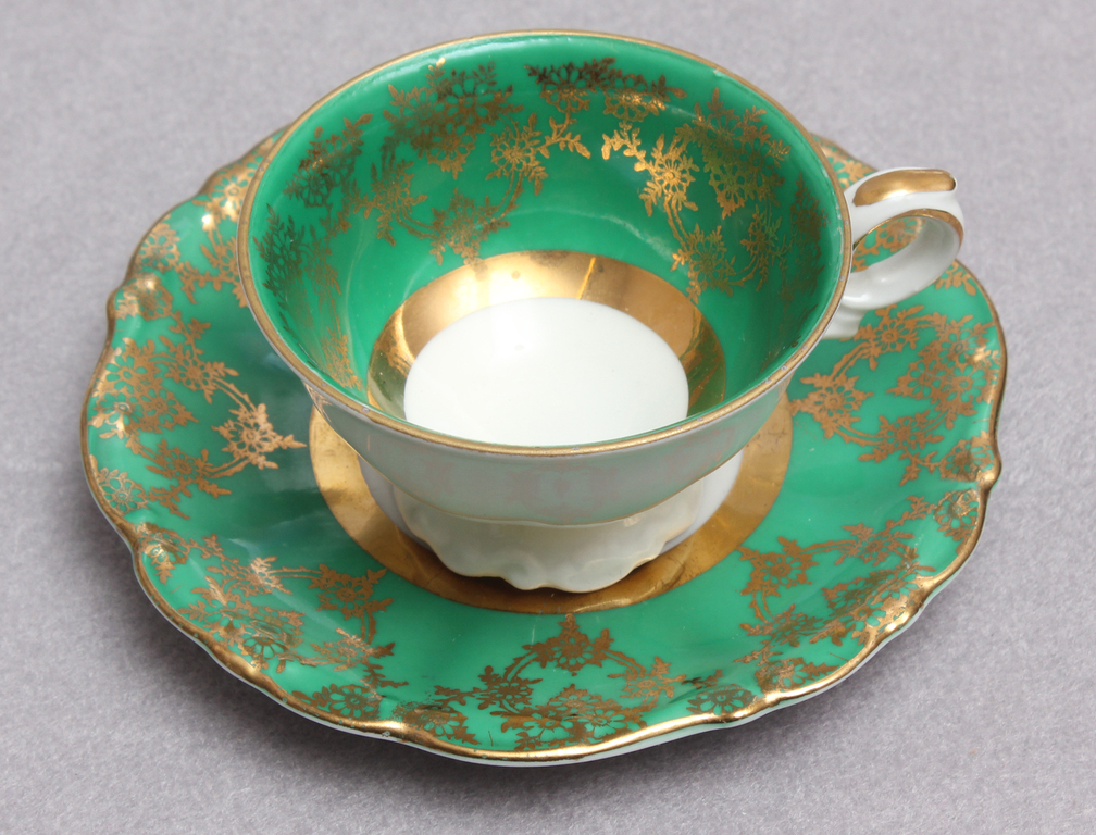  Porcelain cup with saucer