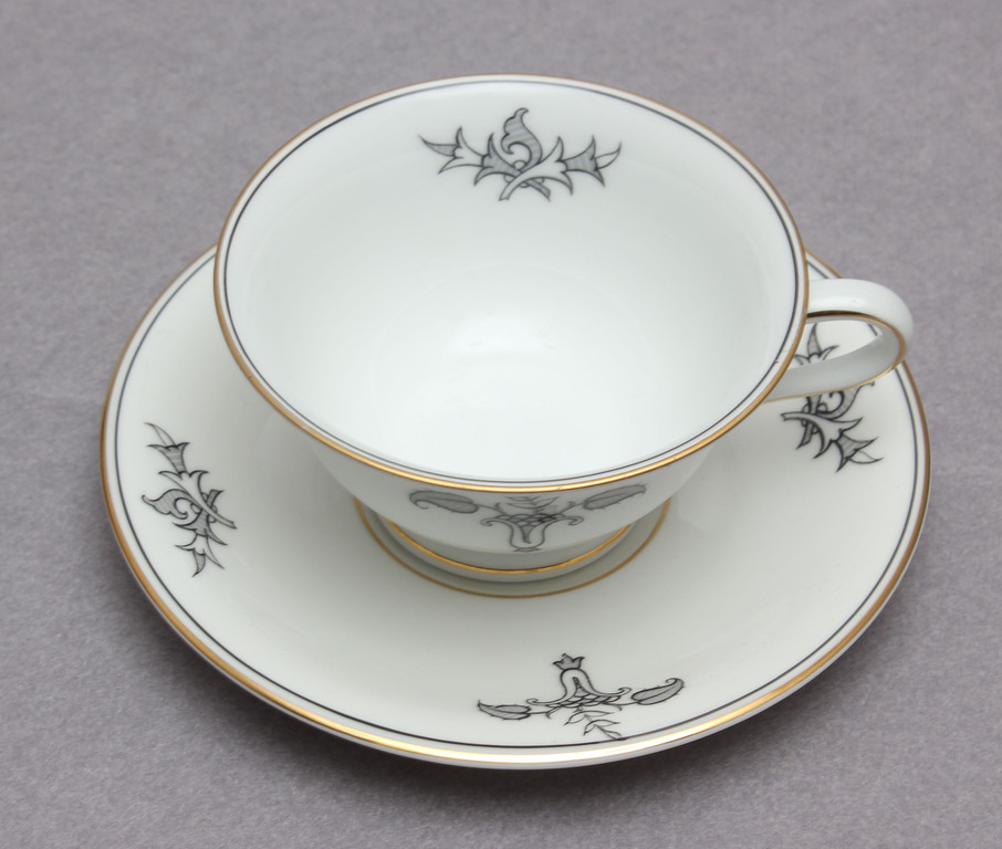  Porcelain cup with saucer