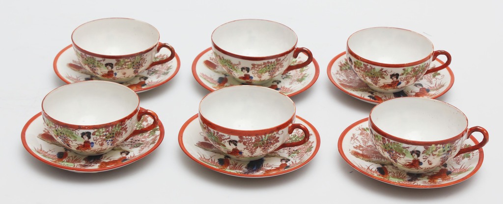 Porcelain cups and saucers for 6 persons 