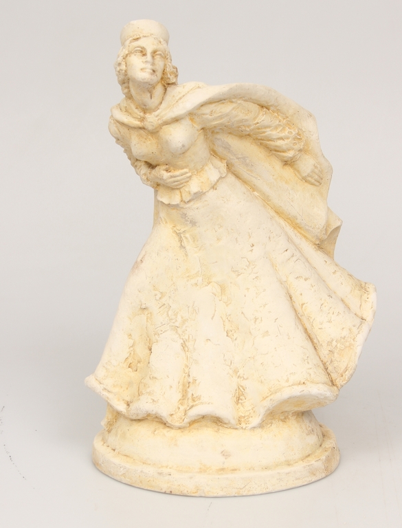 Gypsum figure 