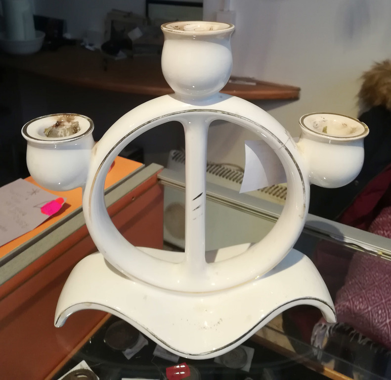 Porcelain candle holder