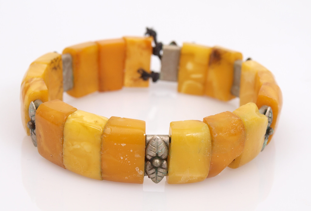 100% Natural amber bracelet with metal parts