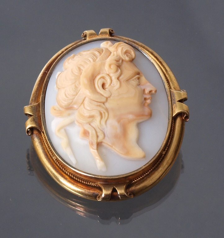 Cameo in gold frame
