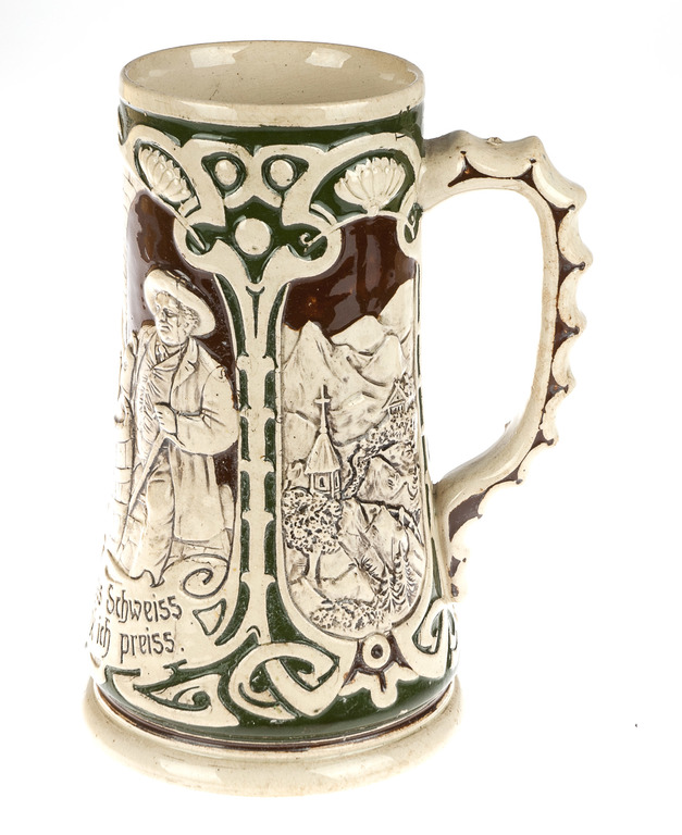 Ceramic beer cup